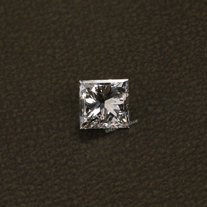 princess cut diamond​