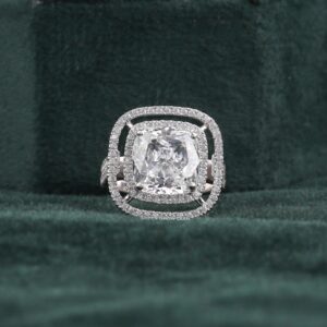 halo diamond engagement ring