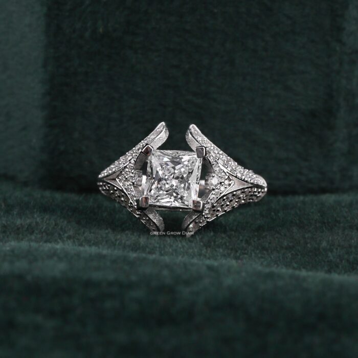 princess cut diamond ring