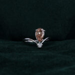 pear shape diamond ring