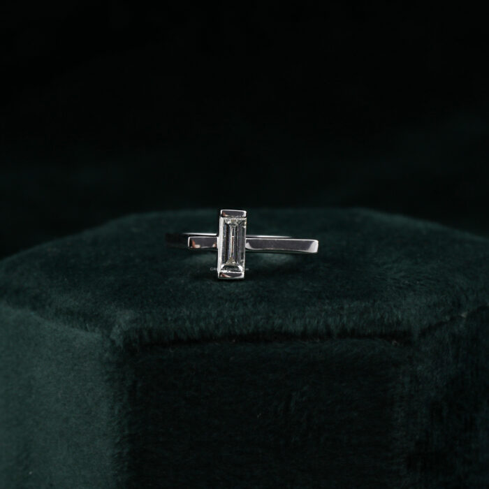 solitaire diamond ring