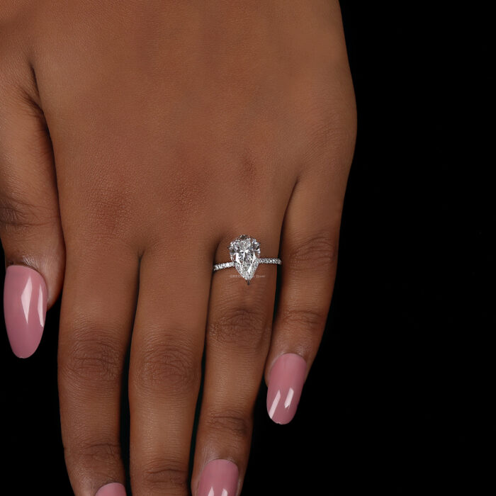 pear shape diamond ring