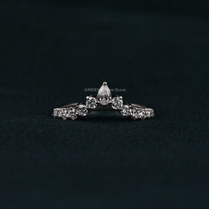 pear and round cut diamond band