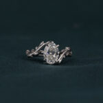Oval cut diamond engagement ring